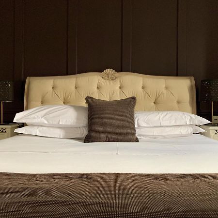 The Bell Inn Hotel Horndon-on-the-Hill Ngoại thất bức ảnh