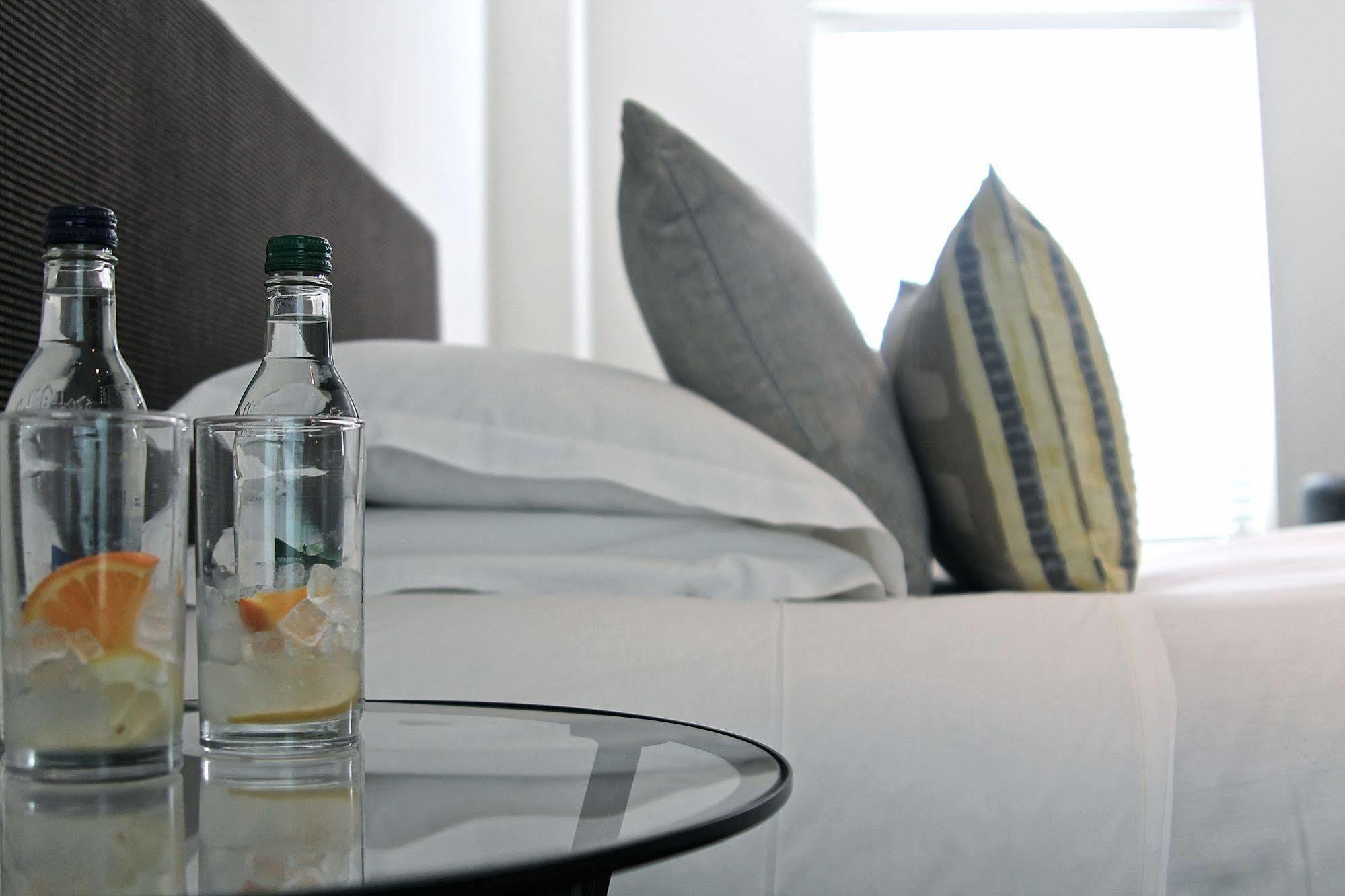 The Bell Inn Hotel Horndon-on-the-Hill Ngoại thất bức ảnh