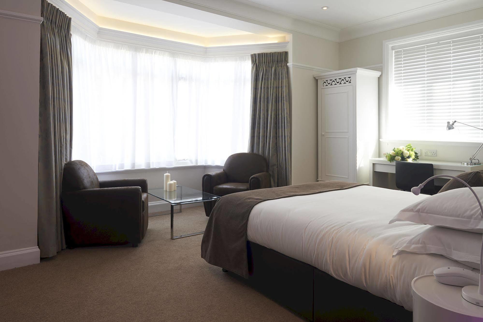 The Bell Inn Hotel Horndon-on-the-Hill Ngoại thất bức ảnh