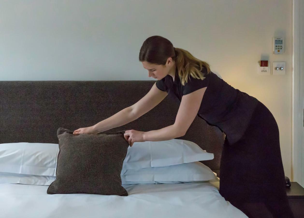 The Bell Inn Hotel Horndon-on-the-Hill Ngoại thất bức ảnh